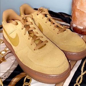 NIKE Air Force 1 low “wheat”